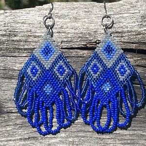 Earrings size 11 Charlotte seed beads